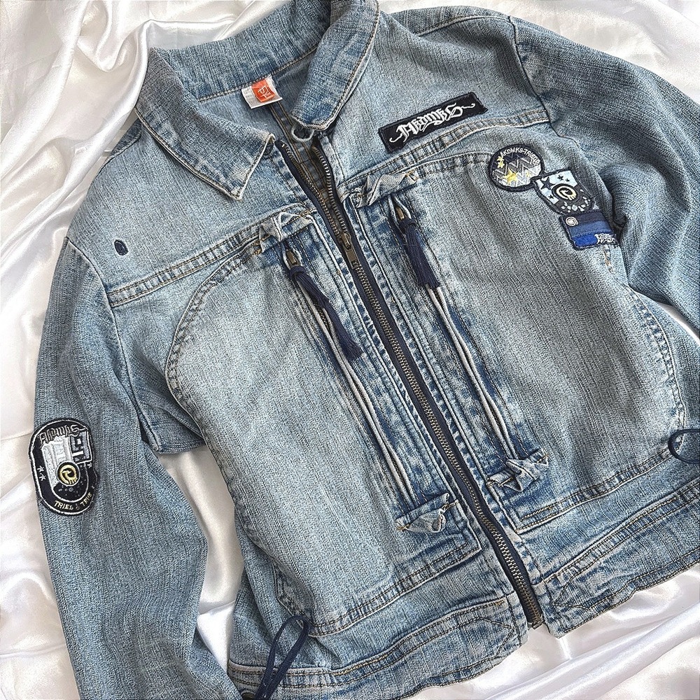 Akademiks Y2K Denim Jacket Light Wash Patch Zip Up Streetwear Blue Large